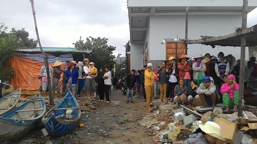 Khánh Hòa: Gió mạnh gây chìm ghe, 2 người mất tích