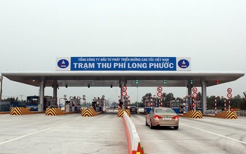 Tại sao đoạn cao tốc TP HCM - Long Thành vắng xe?