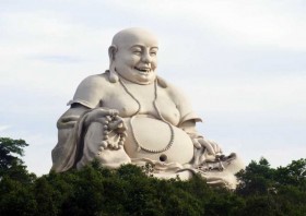 Ngắm tượng Phật Di Lặc lớn nhất châu Á