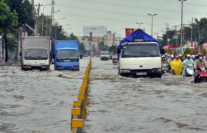 cai tao he thong thoat nuoc tren duong kinh duong vuong