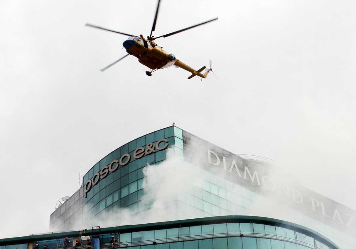 2 trực thăng tham gia diễn tập cứu hộ lớn nhất từ trước đến nay