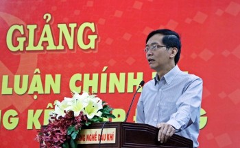 Khai giảng lớp bồi dưỡng lý luận chính trị tại Vũng Tàu