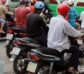 TP HCM: Tổ dân phố sẽ thu phí đường bộ xe máy