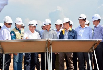 Đoàn công tác PVN làm việc tại Nhà máy Nhiệt điện Sông Hậu 1