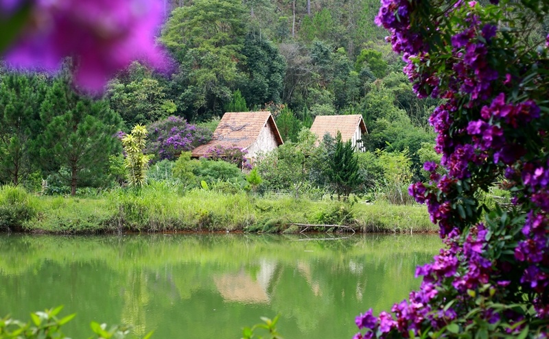 co mot ngoi lang dep nhu co tich gan da lat