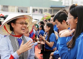 Tuổi trẻ TPHCM đón tàu "thanh niên Đông Nam Á"