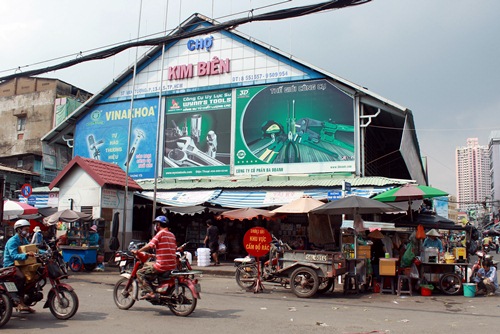 TP HCM quyết di dời các hộ kinh doanh hóa chất chợ Kim Biên