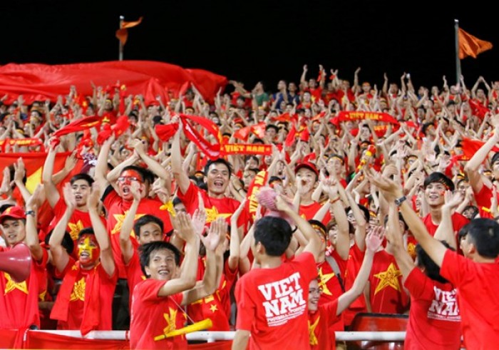Fan bóng đá Việt khó chiều như 'vong'