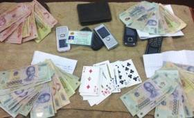 Bắc Giang: Bắt 14 đối tượng đánh bạc tại nhà