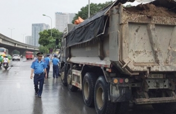 Hà Nội: Xử lý hơn 400 trường hợp vi phạm trật tự ATGT, vệ sinh môi trường