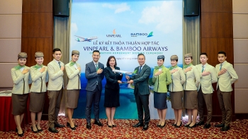 Bamboo Airways bắt tay Vinpearl triển khai chuỗi sản phẩm hàng không - du lịch tiêu chuẩn quốc tế