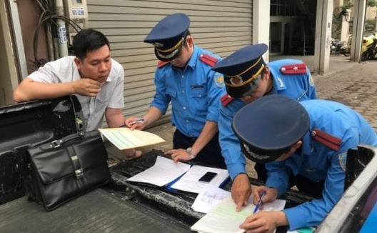 Hà Nội: Thanh tra Sở GTVT xử phạt hàng trăm phương tiện vi phạm
