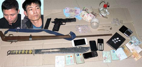 “Vỏ bọc” của kẻ buôn ma túy có hai khẩu súng ở Hà Nam