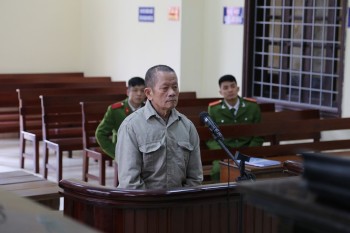 Lạng Sơn: Xét xử hai đối tượng buôn tiền giả