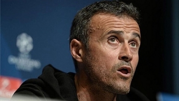 HLV Enrique thông báo tin buồn sau chiến thắng 6-1 của Barca