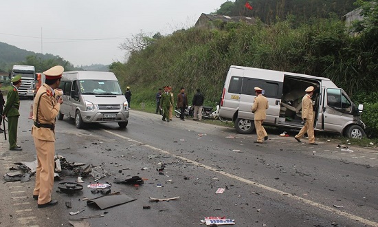 Lạng Sơn: Tai nạn thảm khốc, 8 người thương vong