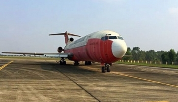 Thuê thẩm định giá máy bay "bỏ rơi" tại sân bay Nội Bài