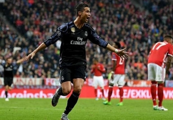 Tổng hợp Bayern vs Real (1-2): Người hùng Ronaldo!