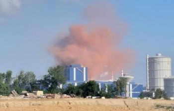 Giám sát nhà máy Thép Hòa Phát Dung Quất vì xả khói, bụi ra môi trường