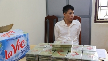 Lạng Sơn: Bắt đối tượng vận chuyển 42 bánh heroin