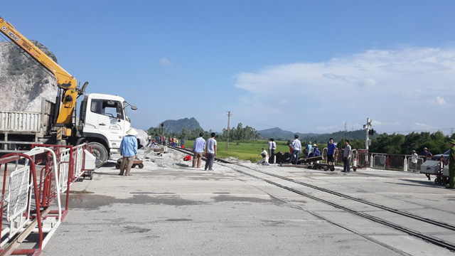 pho thu tuong yeu cau som khoi to vu tai nan tau hoa o thanh hoa