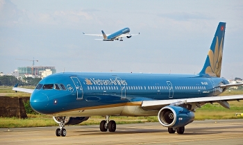 Vietnam Airlines lên tiếng vụ delay 30 phút chờ 1 vị khách