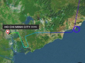 Vietnam Airlines thừa nhận delay 30 phút do chờ 1 hành khách