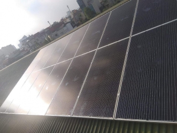 Hà Nội: Trường THCS Nguyễn Trãi tiếp nhận công trình điện mặt trời áp mái