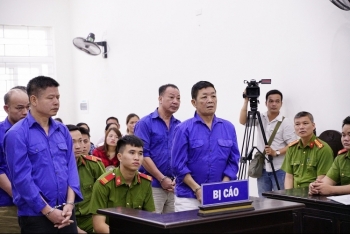 Hoãn phiên tòa xét xử trùm bảo kê chợ Long Biên Hưng "kính"