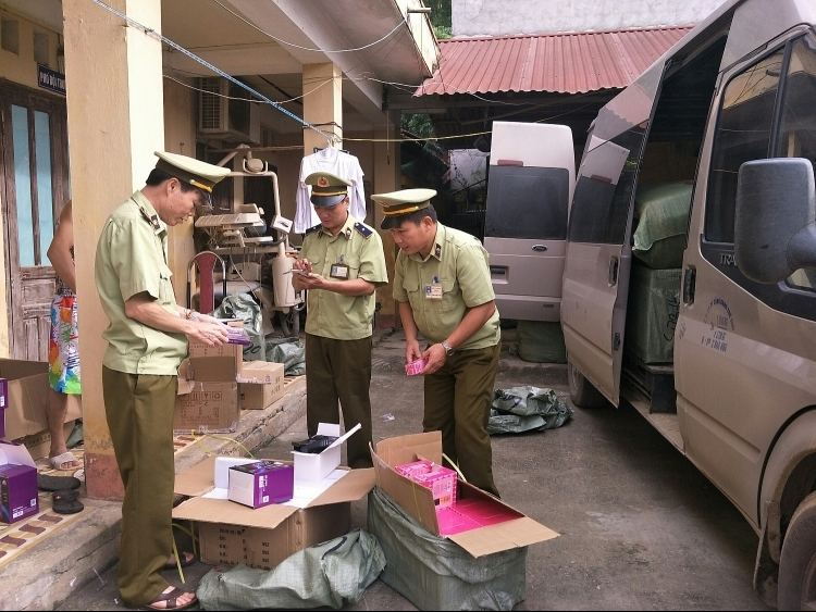 Lạng Sơn: Thu giữ hơn 2.000 sản phẩm mỹ phẩm nhập lậu