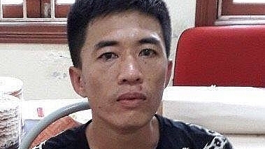 Hà Nội: Kẻ ngáo đá khống chế con tin, bắn trọng thương cảnh sát