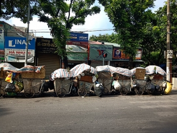 Hà Nội xây dựng phương án phân luồng, vận chuyển rác