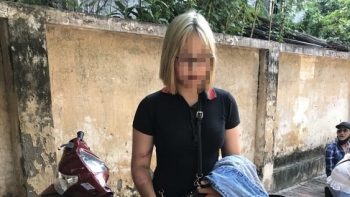 Hà Nội: Thiếu nữ tông gãy chân Cảnh sát cơ động 141