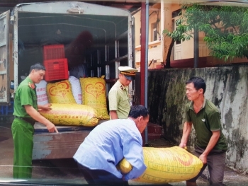 Lạng Sơn: Buộc tiêu hủy hơn 1 tấn trám trắng nhập lậu