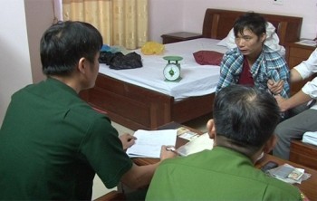 Lạng Sơn: Bắt kẻ vận chuyển 2kg ma túy