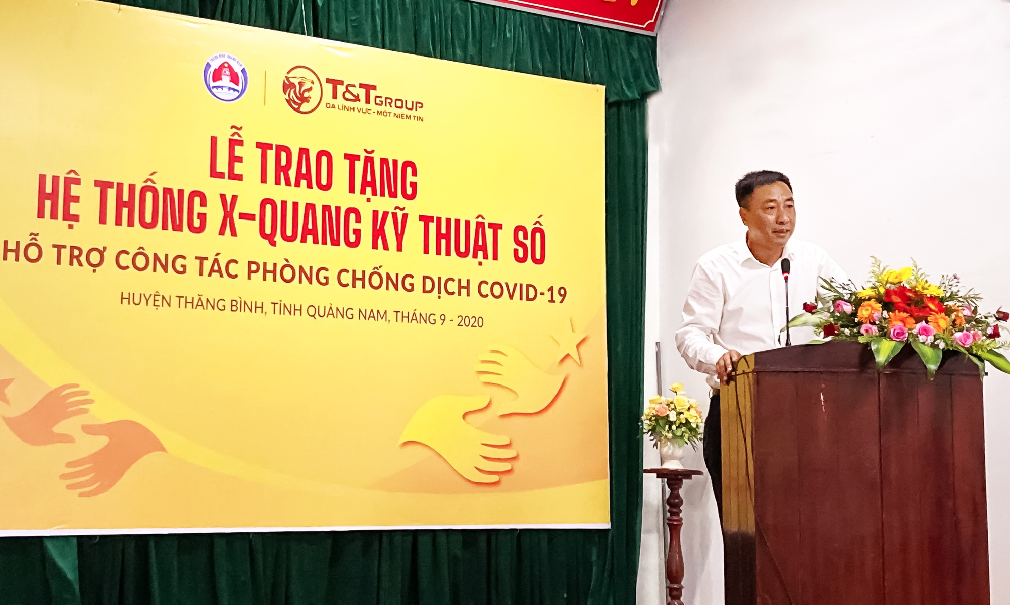 Tập đoàn T&amp;T Group trao tặng hệ thống X Quang kỹ thuật số hỗ trợ cho huyện Thăng Bình (tỉnh Quảng Nam) phòng chống dịch Covid-19