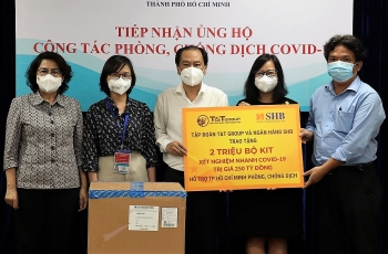 T&T Group và Ngân hàng SHB trao tặng TP.HCM 2 triệu bộ kit xét nghiệm nhanh COVID-19 trị giá 250 tỷ đồng