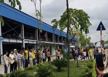 Công nhân Công ty GoldenVictory Việt Nam nhập viện nghi ngộ độc