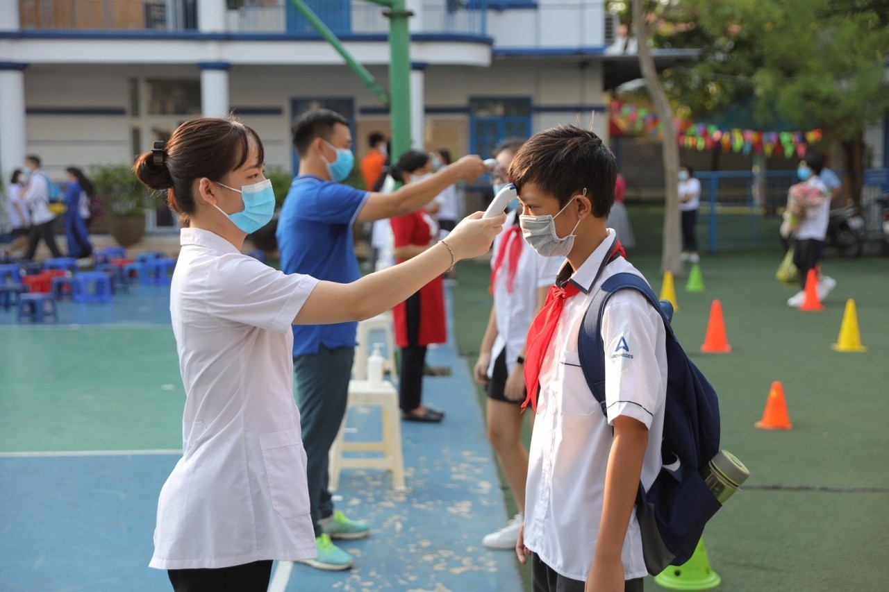 Học sinh lớp 10, 11, 12 ở Hà Nội đi học trực tiếp từ tuần sau