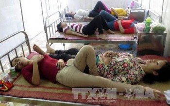 50 công nhân ngộ độc ở Nam Định
