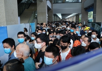 Hạn chế tập trung đông người tại ga tàu Cát Linh - Hà Đông