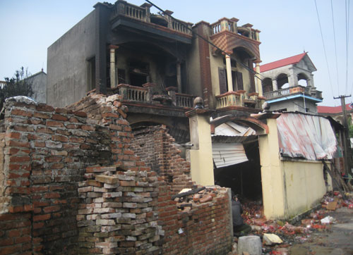 Bắc Ninh: Cháy cơ sở làm vàng mã, 3 người chết