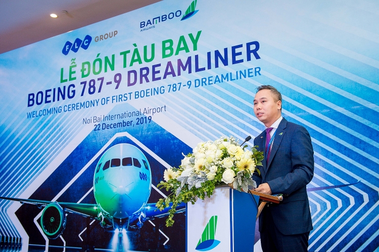 can canh boeing 787 9 dreamliner ha long bay may bay than rong cua bamboo airways