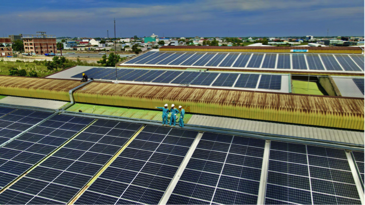Viettel Construction bàn giao dự án năng lượng mặt trời 10 MWp tại Long An