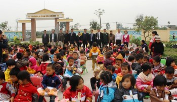 Tết ấm áp cho trẻ em Thái Bình