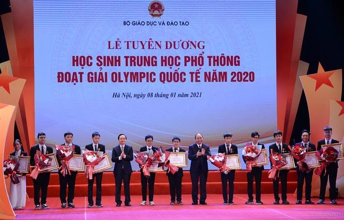 Tuyên dương học sinh THPT đoạt giải Olympic quốc tế năm 2020