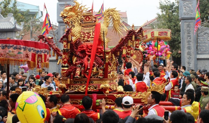 tung bung hoi ruoc phao dong ky