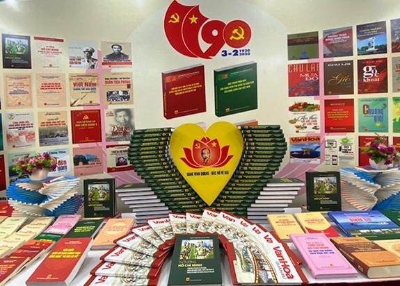 Triển lãm sách kỷ niệm 90 năm ngày thành lập Đảng Cộng sản Việt Nam