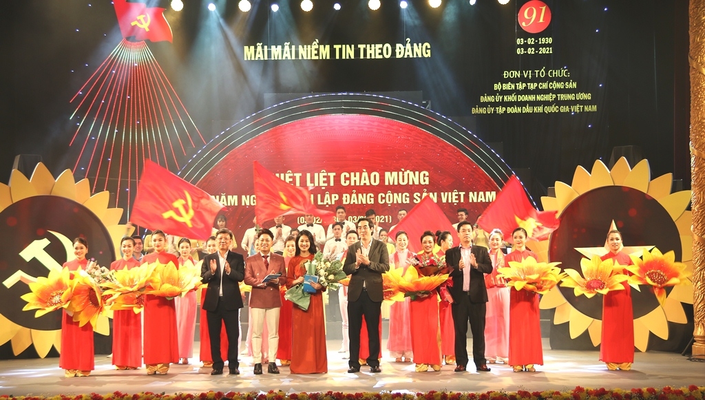 Petrovietnam đồng hành cùng chương trình nghệ thuật “Mãi mãi niềm tin theo Đảng”