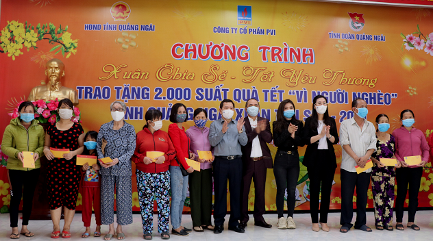 PVI trao tặng 2.000 suất quà “Xuân chia sẻ - Tết yêu thương” tỉnh Quảng Ngãi